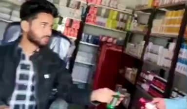 तामिया: कुर्सीढ़ाना में मेडिकल की आड़ में ग्रामीणों का इलाज, स्वास्थ्य विभाग की लापरवाही पर सवाल