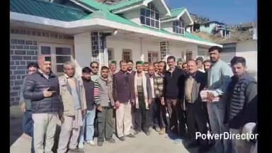 हरिपुरधार: संगड़ाह में पटाखे चलाकर और लड्डू बांटकर मनाया गया जश्न