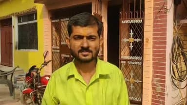 #कौशांबी : भरवारी में शादी वाले घर में लगी आग, इलेक्ट्रिक स्कूटी राख – नई बाइक भी चपेट में
कौशांबी के #भरवारी में रविवा...