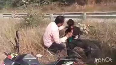 ଜୁଜୁମୁରା: ଯୁଯୁମୁରା ନିକଟରେ ବାଇକ ଦୁର୍ଘଟଣା , ଆହତଙ୍କୁ ଉଦ୍ଧାର କରି ଡାକ୍ତରଖାନା ପଠାଇଲେ ରେଢ଼ାଖୋଲ ଏନଏସି ଅଧ୍ୟକ୍ଷ