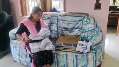 লাভপুর: ১৭ দিনের মাথায় লাভপুরে মহিলা BLO সম্পন্ন করলেন SIR -র কাজ