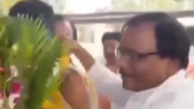 इस्माइलपुर: इस्माइलपुर में अति पिछड़ा प्रकोष्ठ के नेताओं ने रूपौली के नव निर्वाचित विधायक कलाधर मंडल को सम्मानित किया