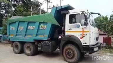 କାକଟପୁର: ଚନ୍ଦ୍ରଭାଗା ନିକଟ ବେଳାଭୂମିରେ ବାଲି ଚୋରା ଚାଲାଣ ୨ଟି ହାଇୱା ଜବତ, ୩ ଜଣ ଆଟକ