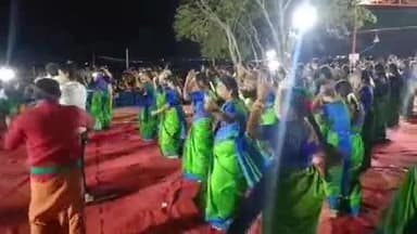 ஓசூர்: வள்ளி தேவசேனா சமேத ஸ்ரீஅழகன் முருகன் மலை கோவிலில் அனைவரையும் கவர்ந்த வள்ளி கும்மியாட்டம் : 200க்கும் மேற்பட்ட பெண்கள் பங்கேற்று அசத்தல்*