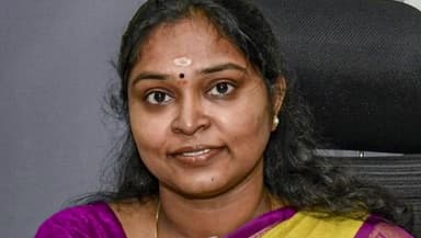 தஞ்சாவூர்: தொடர் கனமழை எதிரொலி: தஞ்சை மாவட்டத்தில் பள்ளிகளுக்கு மட்டும் விடுமுறை