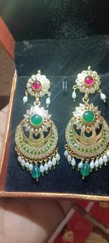 कोई भाई ने बैंक से गोल्ड लोन लिया है और अब बैंक आप का सोना बेच रही है और आप छुङा नही सकतै तो संपर्क करे आज ही 8104928716