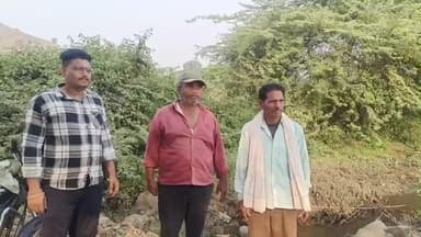 अंजड़: अंजड: पलासिया के खेतों में पानी घुसने से किसानों में डर, जताया रोष, आंदोलन की चेतावनी