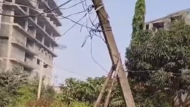 नगड़ी: नामकुम: टाटीसिलवे के होरहाप गांव में उत्पाद विभाग की टीम पर अवैध शराब कारोबारियों ने किया हमला