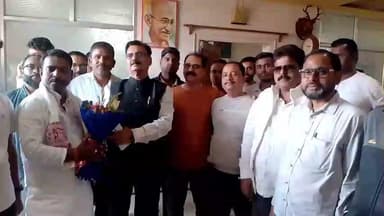 फारबिसगंज के नवनिर्वाचित विधायक मनोज विश्वास का जोगबनी में भव्य स्वागत