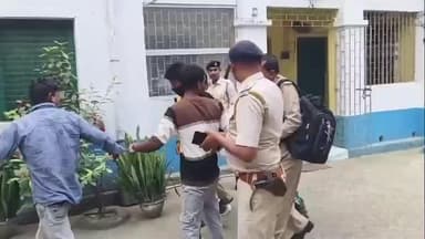 নলহাটি ১: নলহাটি গোপালপুর-কলেজ মোড় বাইপাস রাস্তায় গাঁজা সহ গ্রেফতার ৪ পাচারকারীকে আজ আদালতে পাঠালো নলহাটি পুলিশ