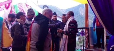 कर्णप्रयाग: नंदा देवी राजजात यात्रा 2026 की तैयारियों की समीक्षा हेतु एसपी चमोली पहुँचे कांसुवा, यात्रा की कठिनाइयों पर मंथन