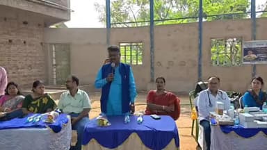 সিঙ্গুর: মুখ্যমন্ত্রীর ঐকান্তিক উদ্যোগে শিমুলের রতনপুর গ্রামে মোবাইল মেডিকেল ইউনিটের উদ্বোধন করলেন রাজ্যের মন্ত্রী বেচারাম মান্না