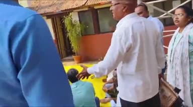 खंडाळा: शिरवळ पोलीस ठाण्याच्या समोर हलगी बजाव आंदोलन