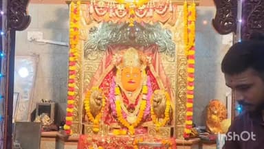 सेगांव: देवि श्री लालबाई-फूलबाई माताजी मंदिर परिसर में कमरा निर्माण के लिए एक लाख एक हजार की राशि का दिया चेक