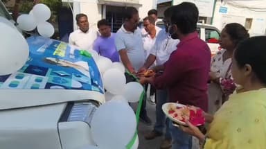 রাজগঞ্জ: নাগরাকাটার প্রতন্ত্য এলাকার জন্য সুলকাপাড়া গ্রামীণ হাসপাতাল থেকে ভ্রাম্যমান চিকিৎসা কেন্দ্রর এম্বুলেন্স উদ্ভোধন হল