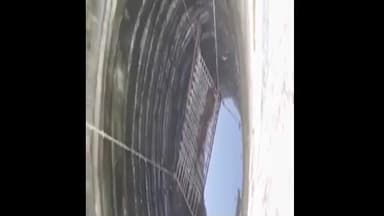 नरखेड: विवरा येथील शेतातील विहिरीत पडला बिबट्या ; पिंजऱ्यात कोंबडी टाकून वनविभागाने केले सुरक्षित रेस्क्यू, बघा व्हिडिओ