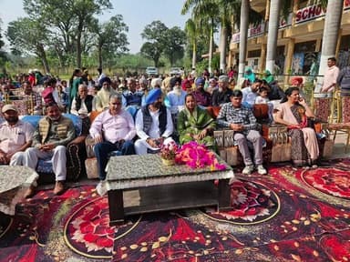 नालागढ़: गुलरवाला करसोली स्कूल में वार्षिक पारितोषिक समारोह, विधायक बाबा हरदीप सिंह रहे मुख्य अतिथि