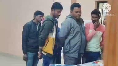 ঝাড়গ্রাম: ঝাড়গ্রামে অবৈধ বালি কারবারে কড়া বার্তা —পুলিশের ফের কঠোর অভিযানে গ্রেফতার ৫, আটক একাধিক বালি বোঝাই ট্রাক