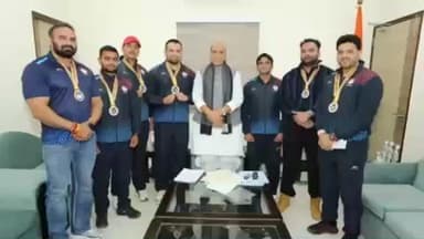 लोहारू: रक्षा मंत्री राजनाथ सिंह ने गांव झंझड़ा श्योराण के खिलाड़ी संदीप कड़वासरा को दी बधाई