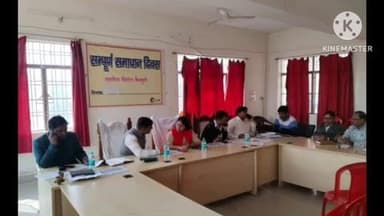 घिरोर: घिरोर में मतदाता पुनरीक्षण अभियान का निरीक्षण करने पहुंचे एडीएम मैनपुरी