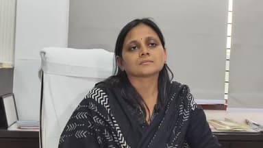 ચોરાસી: અઠવાલાયસ ખાતેથી મહિલા બી.એલ.ઓનું શંકાસ્પદ મામલે ડેપ્યુ કલેકટર નેહા સવાની દ્વારા માહિતી આપવામાં આવી.