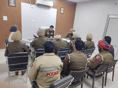 ਰਾਮਪੁਰਾ ਫੂਲ: ਥਾਣਾ ਸਦਰ ਵਿਖੇ ਡੀਐਸਪੀ ਨੇ ਕੀਤੀ ਕ੍ਰਾਈਮ ਮੀਟਿੰਗ