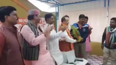 খড়গপুর ১: ২০২৬ এর নির্বাচনের আগে নিজেদের সংগঠনকে মজবুত করতে খড়্গপুরে জেলা বিজেপির বৈঠক, উপস্থিত উত্তরপ্রদেশের মন্ত্রী