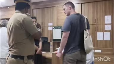 കൊച്ചി: ഫോർട്ട് കൊച്ചിയിൽ വച്ച് ഇറാൻ സ്വദേശിയായ വിനോദസഞ്ചാരിക്ക് തെരുവ് നായയുടെ കടിയേറ്റു