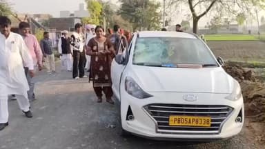 ਗੁਰੂ ਹਰਸਹਾਏ: ਪਿੰਡ ਲੱਖੋ ਕੇ ਬਹਿਰਾਮ ਵਿਖੇ ਕਾਰ ਸਵਾਰਾਂ ਨੇ ਬਰਾਤੀਆਂ ਦੀ ਗੱਡੀ ਘੇਰ ਕੇ ਕੀਤੀ ਭੰਨਤੋੜ ਦੋ ਇੱਕ ਔਰਤ ਬਜ਼ੁਰਗ ਤੇ ਕਾਰ ਚਾਲਕ ਜਖਮੀ