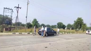 नांदुरा: निवडणुकीच्या पार्श्वभूमीवर पोलीस विभाग सतर्क! बुलढाणा शहरात दाखल होणाऱ्या वाहनांची होत आहे कसून तपासणी