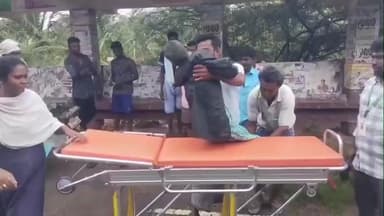 கயத்தாறு: சுப்பிரமணியபுரம் பகுதியில் பேருந்து நிறுத்தத்தில் மழையில் நனைந்த ஆதரவற்ற மூதாட்டி மீட்பு.