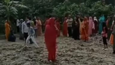 मीनापुर: दाऊदपुर छपरा गांव में विवाहिता की संदिग्ध मौत, 5 लोगों पर प्राथमिकी दर्ज, पुलिस जांच में जुटी