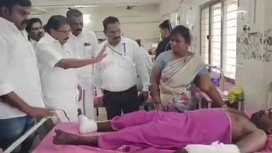 தென்காசி: தென்காசி அரசு மருத்துவமனையில் பேருந்து விபத்தில் படுகாயம் அடைந்து சிகிச்சை பெற்று வருபவர்களை அமைச்சர் சந்தித்து ஆறுதல்