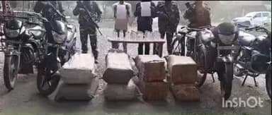 मधवापुर: एसएसबी जवानों ने 360 लीटर शराब, चार बाइक व एक साइकिल के साथ दो धंधेबाजों को किया गिरफ्तार