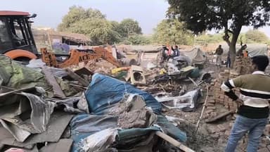 जमाई कॉलोनी में चल रहा MCF का पिला पंजा....
सरकारी जमीनों पर बने अवैध कब्जा को खाली कराया देखें....
#greterfaridabad
#f...