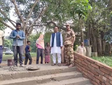 গঙ্গারামপুর: গঙ্গারানপুরের শিয়ালকুড়িতে শ্মশানঘাট পাকা করার কাজ পরিদর্শন করলেন বিধায়ক সত্যেন্দ্রনাথ রায়