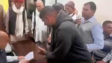 कैबिनेट मंत्री कन्हैया लाल चौधरी ने टोडारायसिंह कार्यालय में आमजन की समस्याएं सुनीं