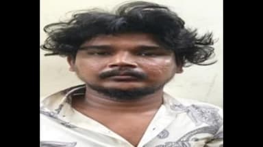 தண்டையார்பேட்டை: கொருக்குப்பேட்டை மணலி சாலையில் ஆட்டோவில் படுத்திருந்த இளைஞரிடம் நகை செல்போன் திருடிய நான்கு பேர் கைது