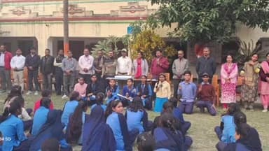 गोरौल: नशा मुक्ति अभियान को सफल बनाने के लिए उच्च विद्यालय गोरौल में प्रखंड स्तरीय प्रतियोगिता आयोजित