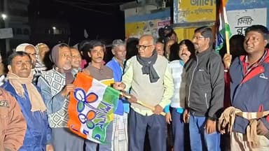 বড়ঞা: নবগ্রামে কংগ্রেসে চিড়! পঞ্চায়েত সদস্য সহ একাধিক কর্মী সমার্থক যোগদান করলেন তৃণমূলে