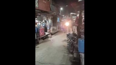 गंगरार: गंगरार में कानून व्यवस्था बनाए रखने के लिए पुलिस ने निकाला फ्लैग मार्च