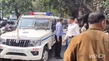 ચોરાસી: ખતોદરા વિસ્તારમાંથી સુરભી ડેરીના નકલીફ પનીર પકડવાના મામલે એસઓજી પોલીસે સંચાલક સામે ગુનો નોંધી ધરપકડ કરી.