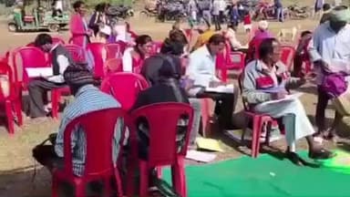 डुमरी: जुरमु और मंझगांव पंचायत में शिविर में उमड़ी भीड़