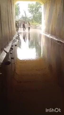 छबड़ा: अंडर रेलवे पास में गहरे गड्ढे और जल भराव की समस्या से भूलोंन पंचायत क्षेत्र के एक दर्जन से अधिक गांव के ग्रामीण परेशान