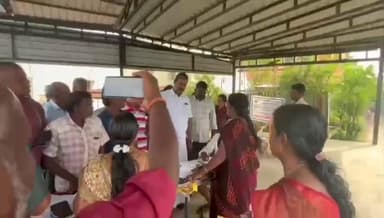 பேரூர்: தொண்டாமுத்தூர் பகுதியில் வாக்காளர் பட்டியல் சிறப்பு தீவிர திருத்த முகாமை எஸ்.பி.வேலுமணி நேரில் ஆய்வு