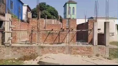 बैसि: बायसी विद्यालय में डेढ़ साल से भवन अधूरा, छात्रों की पढ़ाई पर पड़ा असर