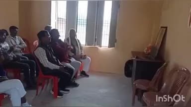 जलालपुर: हजपूरा बाजार में विश्व हिंदू परिषद के जिला अध्यक्ष के नेतृत्व में बैठक आयोजित की गई