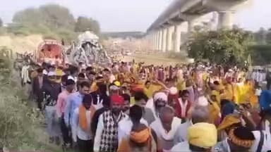 सेवढ़ा: रतनगढ़ माता प्रांगण, मेड़पुरा में 1108 कुण्डीय सहस्त्र चण्डी महायज्ञ कलश यात्रा के साथ शुरू, हज़ारों लोग उपस्थित