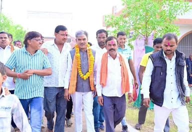 साजा: बनरांका गुरु घासीदास उच्च माध्यमिक विद्यालय में साजा विधायक ने किया साइकिलों का वितरण