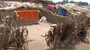 सरमेरा: सरमेरा के एरूआपर गांव में महादलित टोला की स्थिति आज भी जस की तस